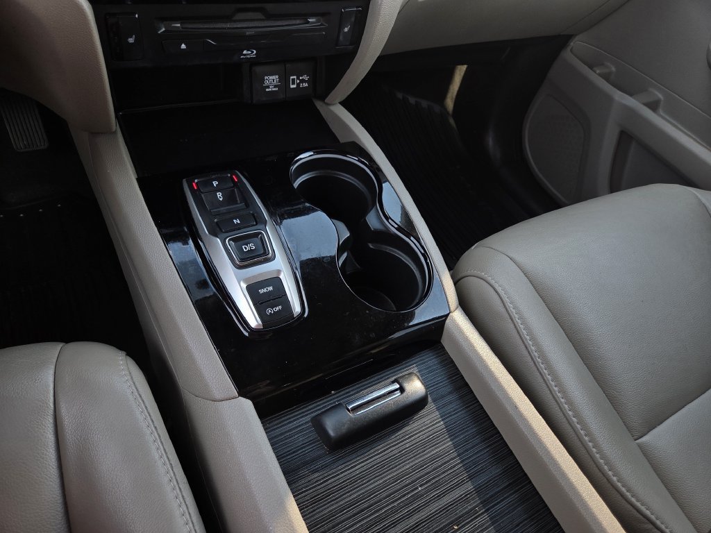 Used 2022 Honda Pilot Touring image 14