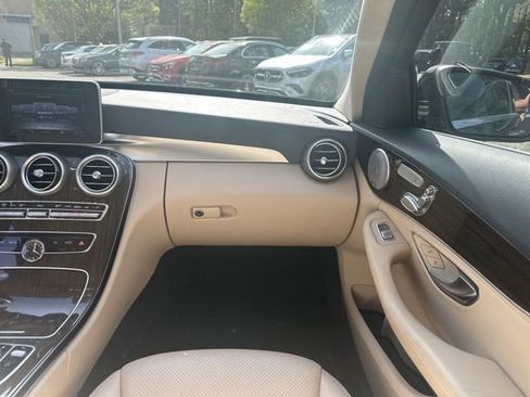 Used 2015 Mercedes-Benz C 300 Sedan image 16