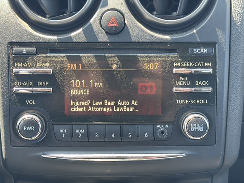 Used 2013 Nissan Rogue SV FWD image 24