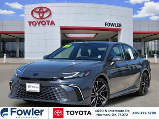 Used 2025 Toyota Camry XSE FWD video 1