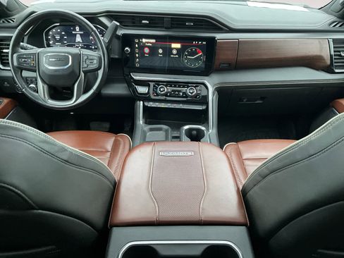 Used 2024 GMC Sierra 3500 Denali Ultimate image 13