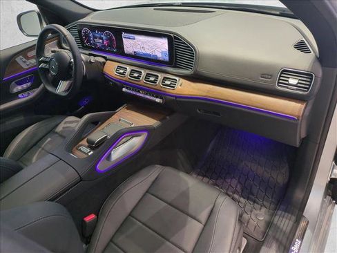 Used 2025 Mercedes-Benz GLS 450 4MATIC image 24