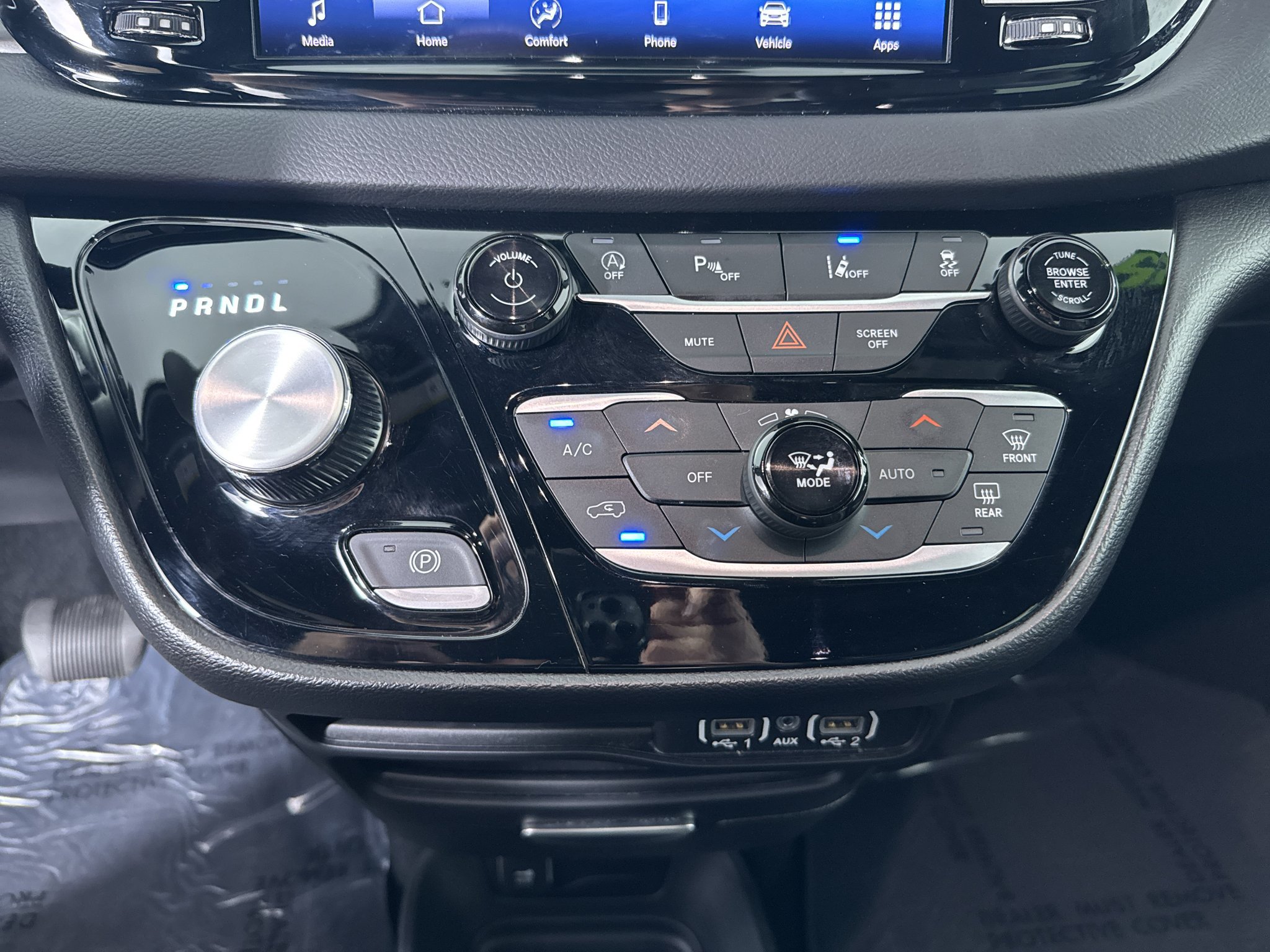 Used 2025 Chrysler Pacifica Select FWD image 26