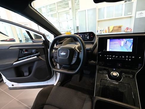Certified 2025 Subaru Solterra AWD/4WD image 24