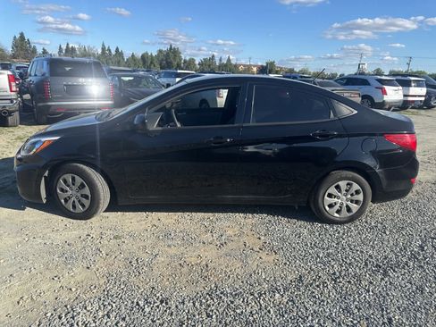 Used 2017 Hyundai Accent SE image 8