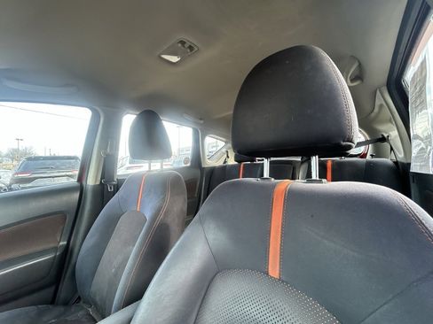 Used 2015 Nissan Versa Note SR image 13