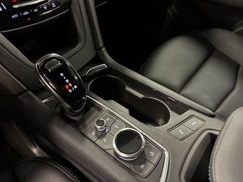 Certified 2024 Cadillac XT5 Luxury FWD image 24