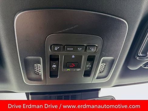 Used 2025 Toyota Camry XSE image 18