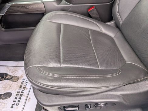 Used 2021 Chevrolet Silverado 2500 LTZ w/ LTZ Plus Package image 23