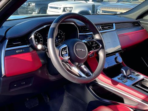 Used 2025 Jaguar F-PACE R-Dynamic S image 16