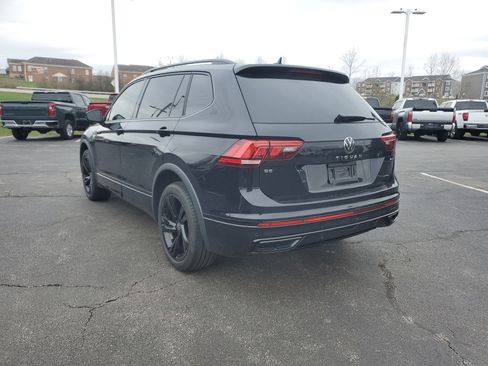 Used 2024 Volkswagen Tiguan SE R-Line AWD/4WD image 6