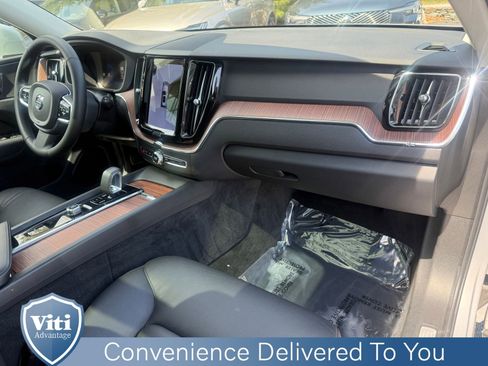 Certified 2023 Volvo XC60 B5 Plus w/ Climate Package AWD/4WD image 30