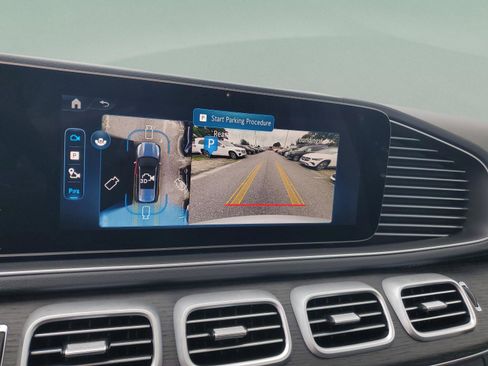 Certified 2026 Mercedes-Benz GLS 450 4MATIC image 27