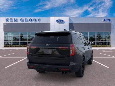 New 2026 Ford Expedition Platinum w/ Stealth Performance Package AWD/4WD image 8
