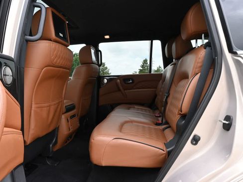 Used 2021 INFINITI QX80 Sensory w/ All-Season Package RWD image 19