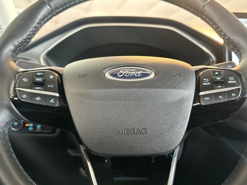 Used 2024 Ford Escape Platinum AWD/4WD image 24