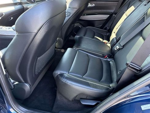 Used 2022 Genesis GV70 2.5T w/ Advanced Package image 31