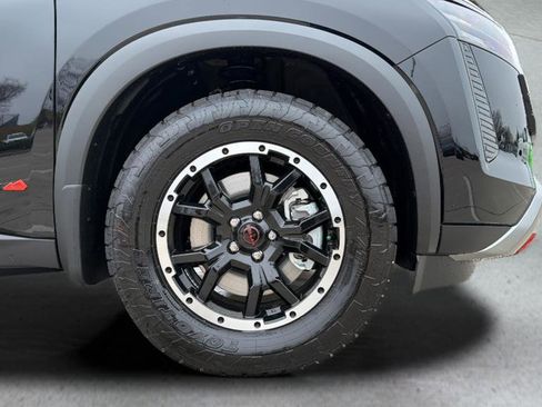 New 2026 Nissan Pathfinder Rock Creek AWD/4WD image 30