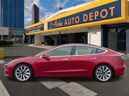 Used 2020 Tesla Model 3 Standard Range Plus RWD image 2
