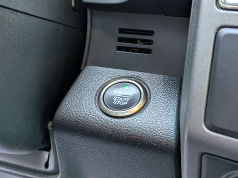 Used 2018 Ford F150 Raptor w/ Equipment Group 802A Luxury image 21