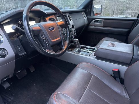 Used 2017 Ford Expedition EL King Ranch image 18