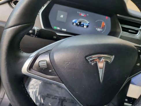 Used 2018 Tesla Model X 75D AWD/4WD image 23