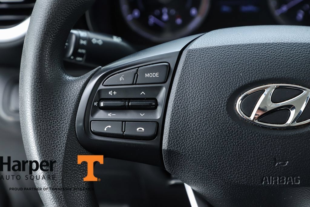 Used 2021 Hyundai Venue SE FWD image 21