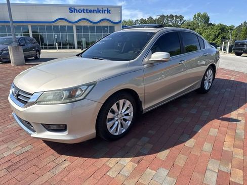 Used 2015 Honda Accord EX-L image 4