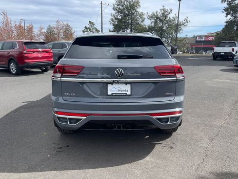 Used 2021 Volkswagen Atlas Cross Sport SEL Premium R-Line image 4