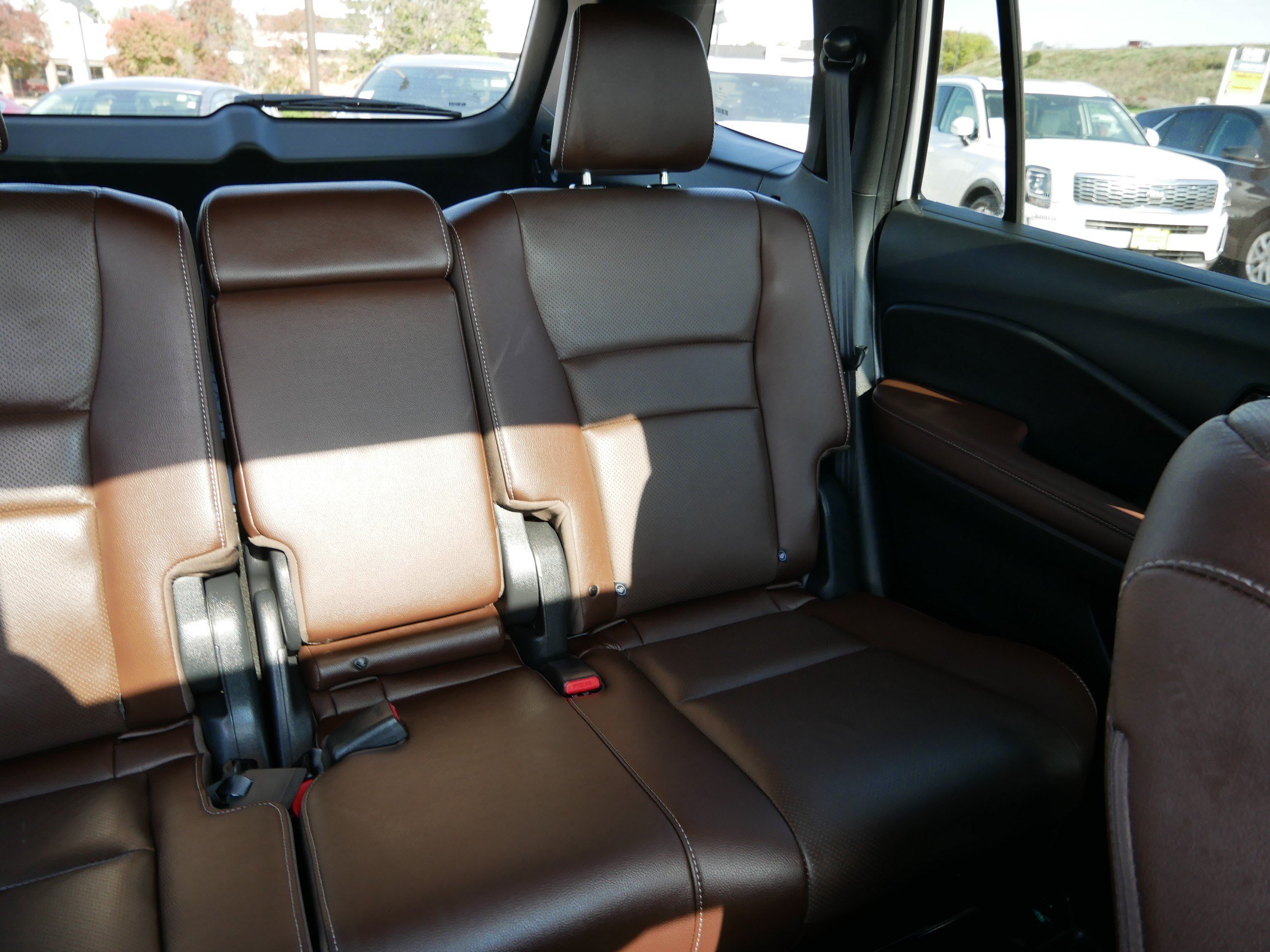 Used 2025 Honda Passport EX-L image 14