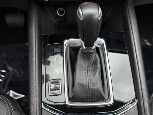 Used 2025 MAZDA CX-5 AWD 2.5 S w/ Preferred Package image 19