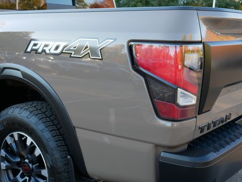 Certified 2023 Nissan Titan PRO-4X w/ Pro-4x Utility Package image 17