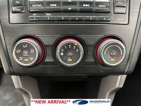 Used 2015 Subaru Forester 2.5i Premium AWD/4WD image 18