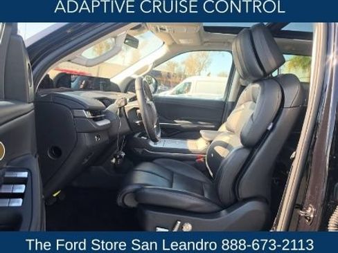 Used 2025 Lincoln Navigator L Reserve AWD/4WD image 13