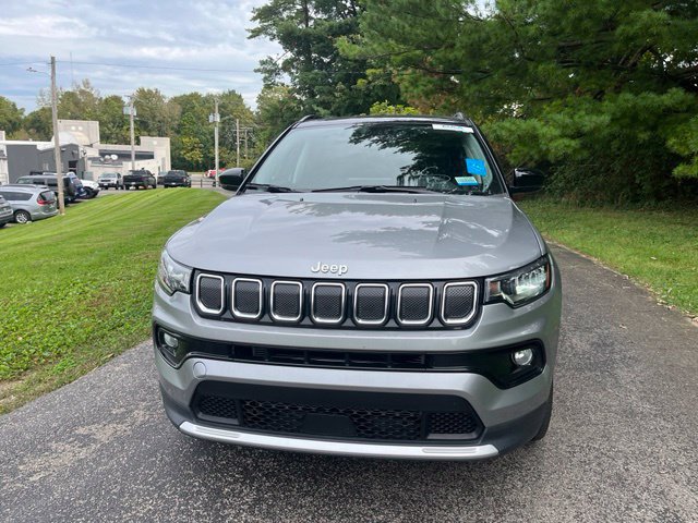 Used 2022 Jeep Compass Limited AWD/4WD image 8