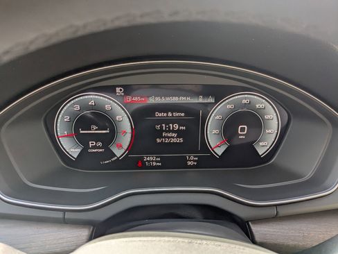 Used 2025 Audi Q5 2.0T Premium Plus image 17