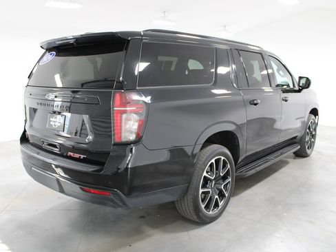 Used 2024 Chevrolet Suburban RST image 10