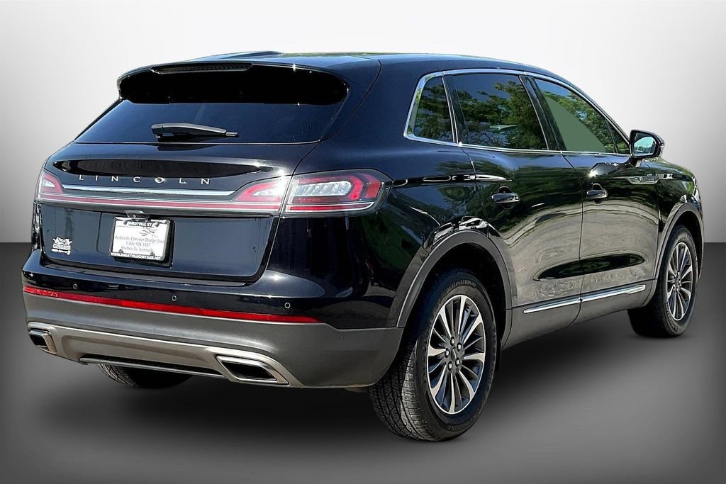 Used 2022 Lincoln Nautilus AWD w/ Premium Package image 6