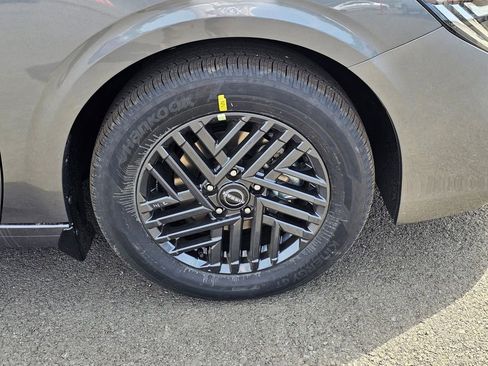 New 2026 Nissan Sentra SV w/ Floor Mat Package FWD image 26