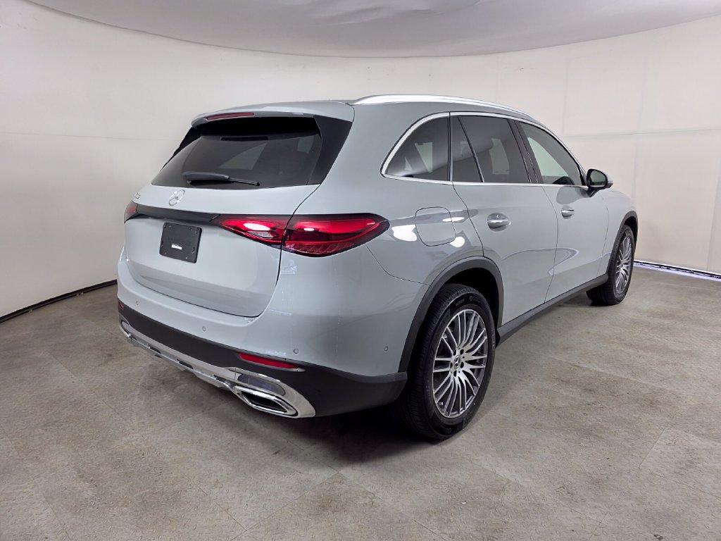 Certified 2026 Mercedes-Benz GLC 300 image 4
