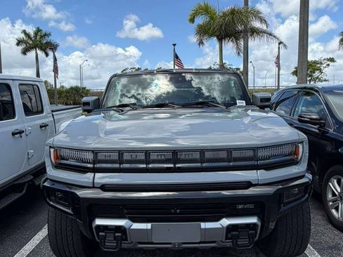 Used 2025 GMC Hummer EV 3X AWD/4WD image 2