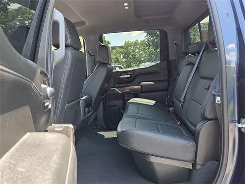 Used 2021 Chevrolet Silverado 1500 LT Trail Boss w/ Convenience Package II image 6