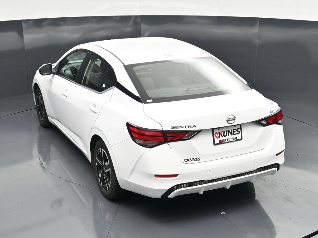 Used 2024 Nissan Sentra SV FWD image 48