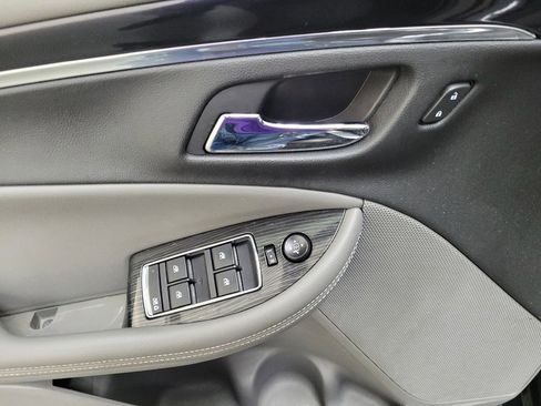 Used 2018 Chevrolet Impala LT image 27