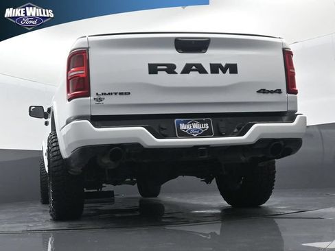 Used 2025 RAM 1500 Limited AWD/4WD image 22