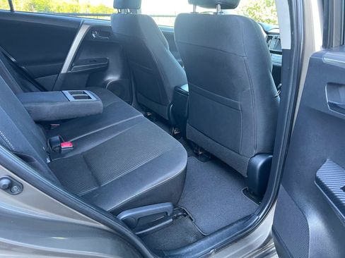 Used 2015 Toyota RAV4 XLE AWD/4WD image 15