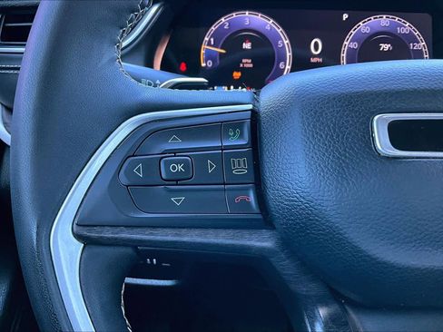 Used 2024 Jeep Grand Cherokee L Limited image 22