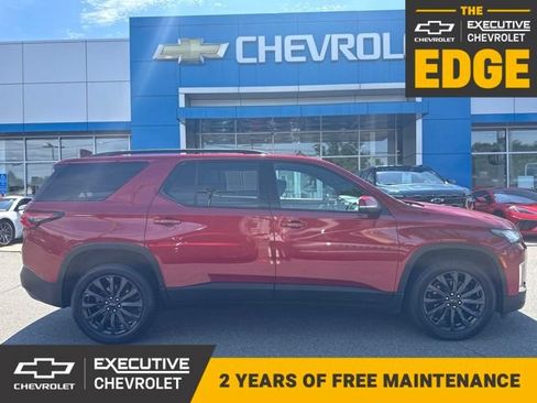 Used 2023 Chevrolet Traverse RS AWD/4WD image 1