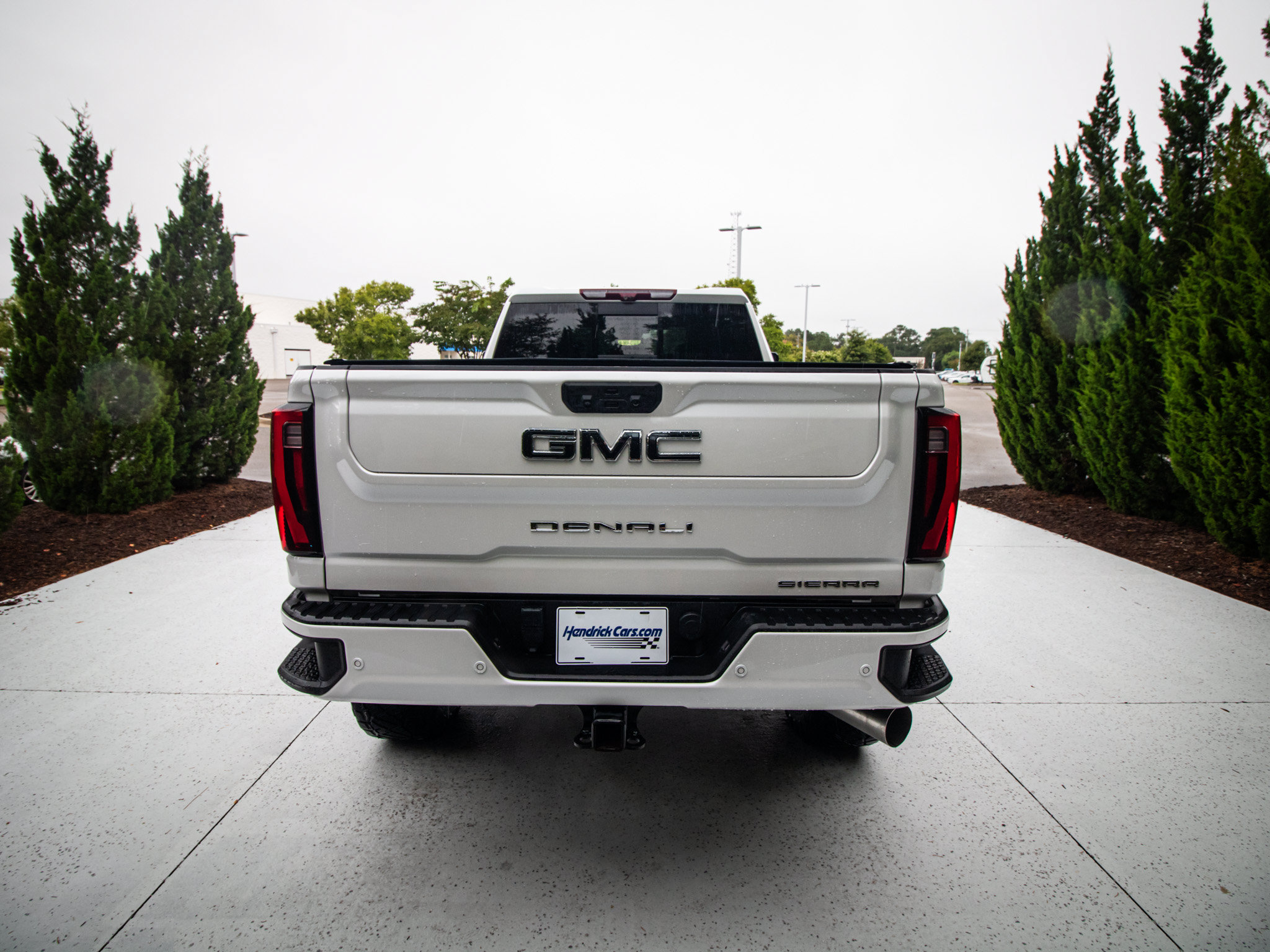 Used 2024 GMC Sierra 2500 Denali Ultimate AWD/4WD image 9