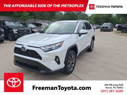 Used 2023 Toyota RAV4 XLE Premium AWD/4WD image 1